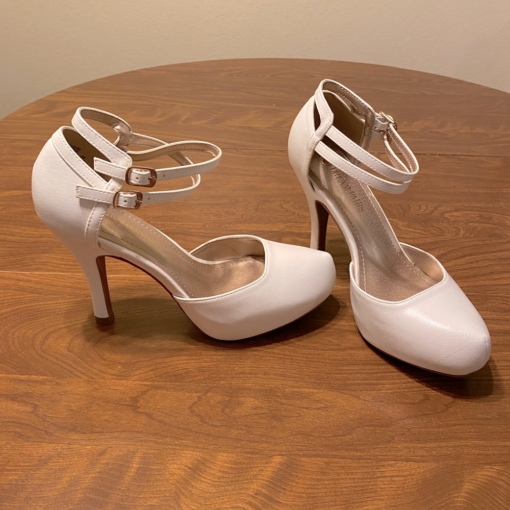 Womens Mary Jane 4" Heels W/Double Ankle Strap- BRAND NEW, NEVER WORN